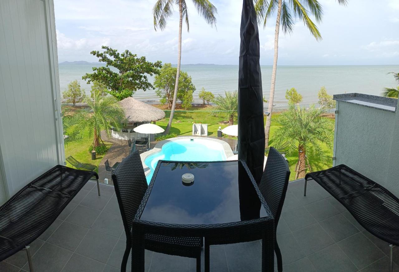 Beachfront Pool Villa And Apartment Koh Chang Exterior photo