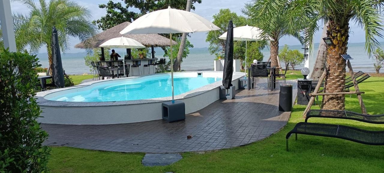 Beachfront Pool Villa And Apartment Koh Chang Exterior photo